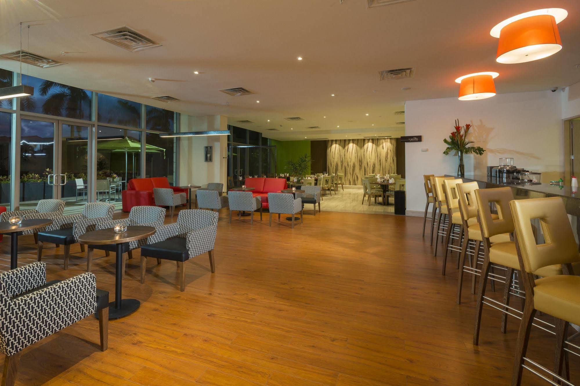 Hilton Garden Inn Barranquilla Barranquilla  Exterior foto